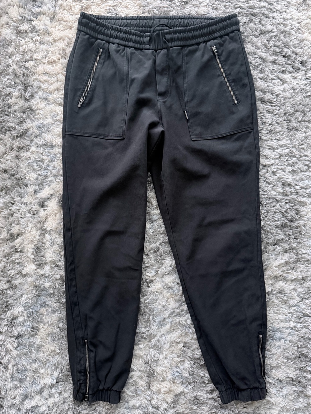 Athleta Farallon Jogger Pants Black Zipper Ankle Size 8
